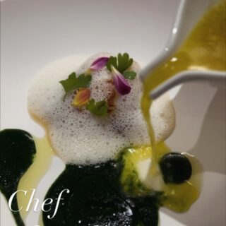 大阪市都島区の フレンチレストランです‍ クリスマス沢山のご予…